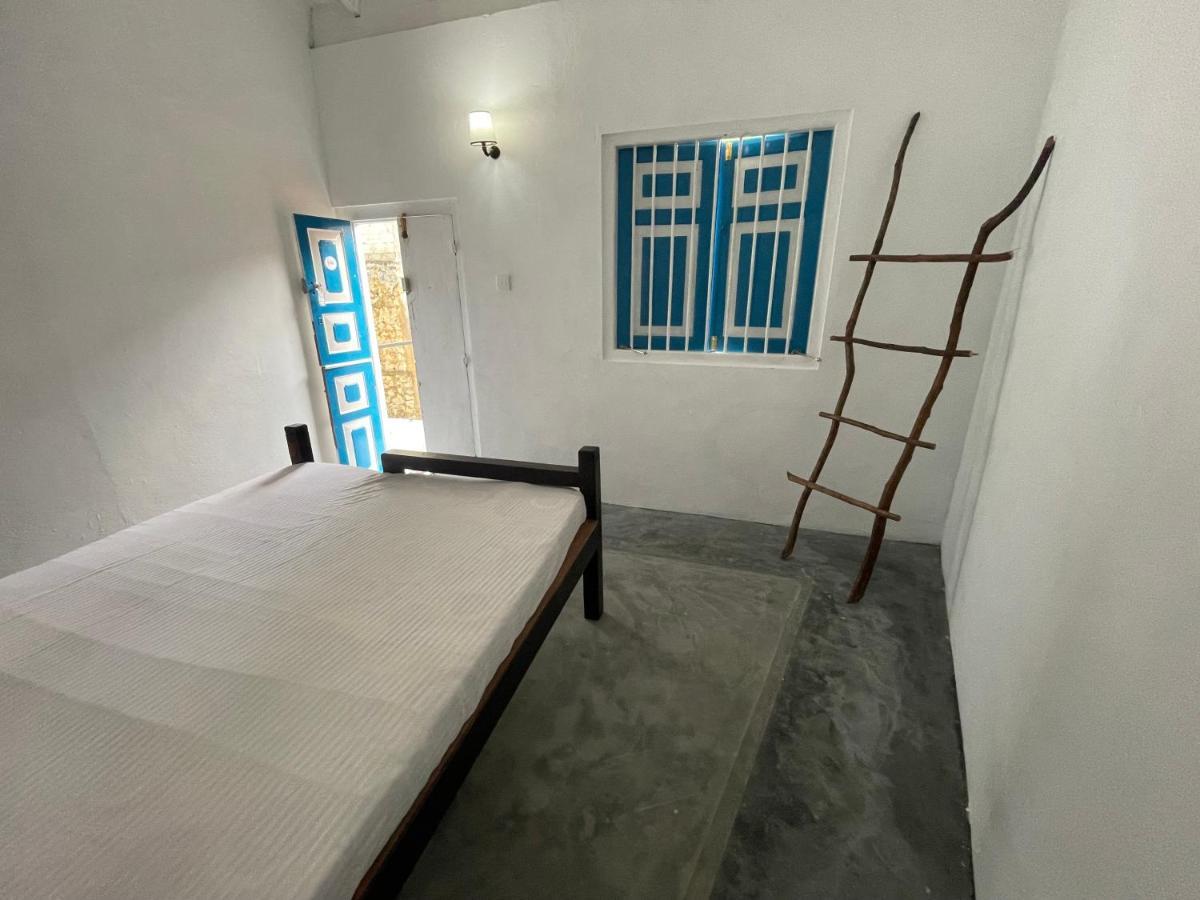 Bunk 15 Hiriketiya Hostel Dickwella Exterior photo