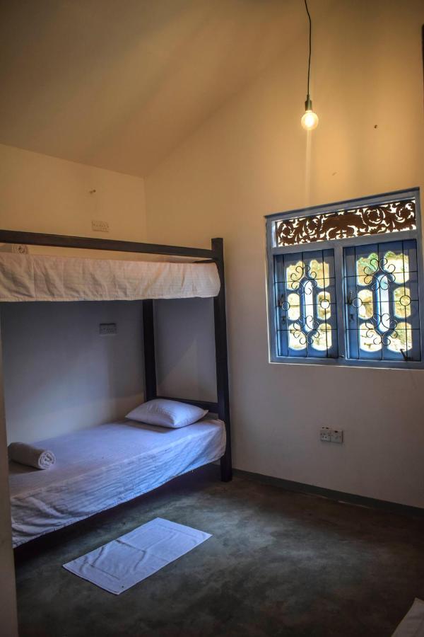 Bunk 15 Hiriketiya Hostel Dickwella Exterior photo